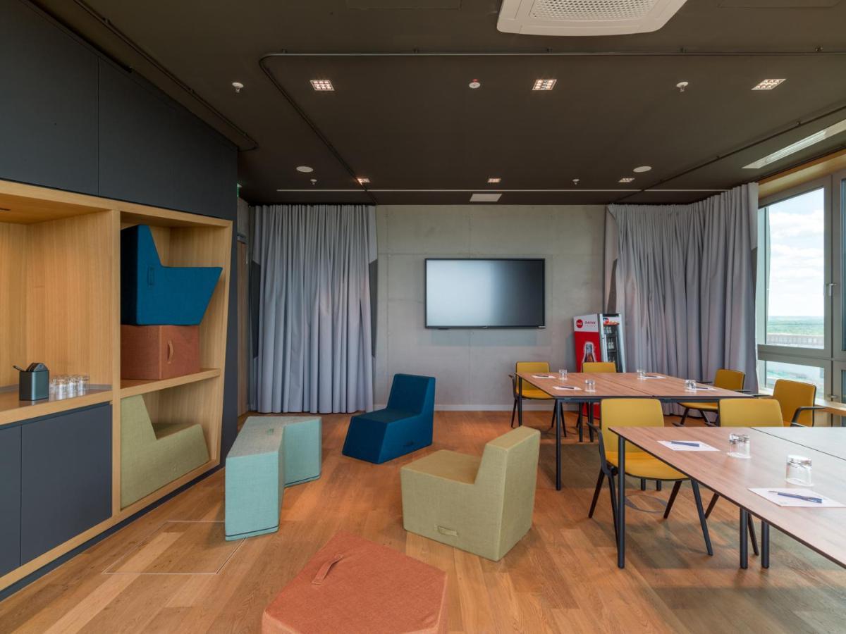 B'Mine Hotel Frankfurt Airport Франкфурт-на-Майне Экстерьер фото