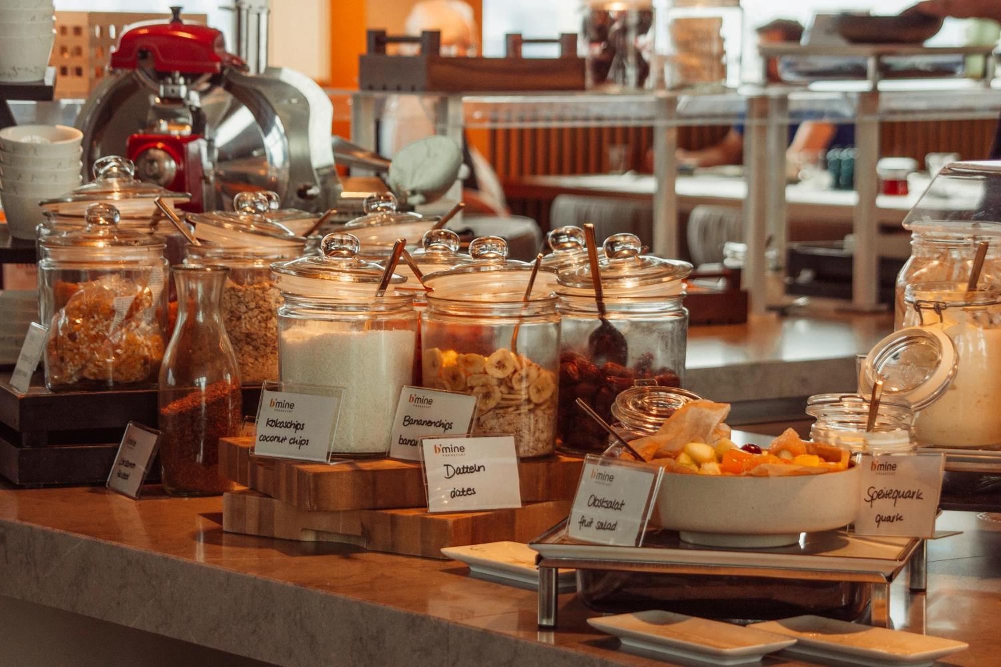 B'Mine Hotel Frankfurt Airport Франкфурт-на-Майне Экстерьер фото