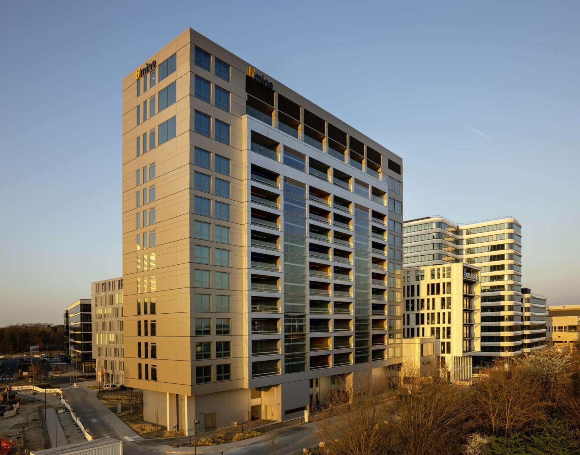 B'Mine Hotel Frankfurt Airport Франкфурт-на-Майне Экстерьер фото